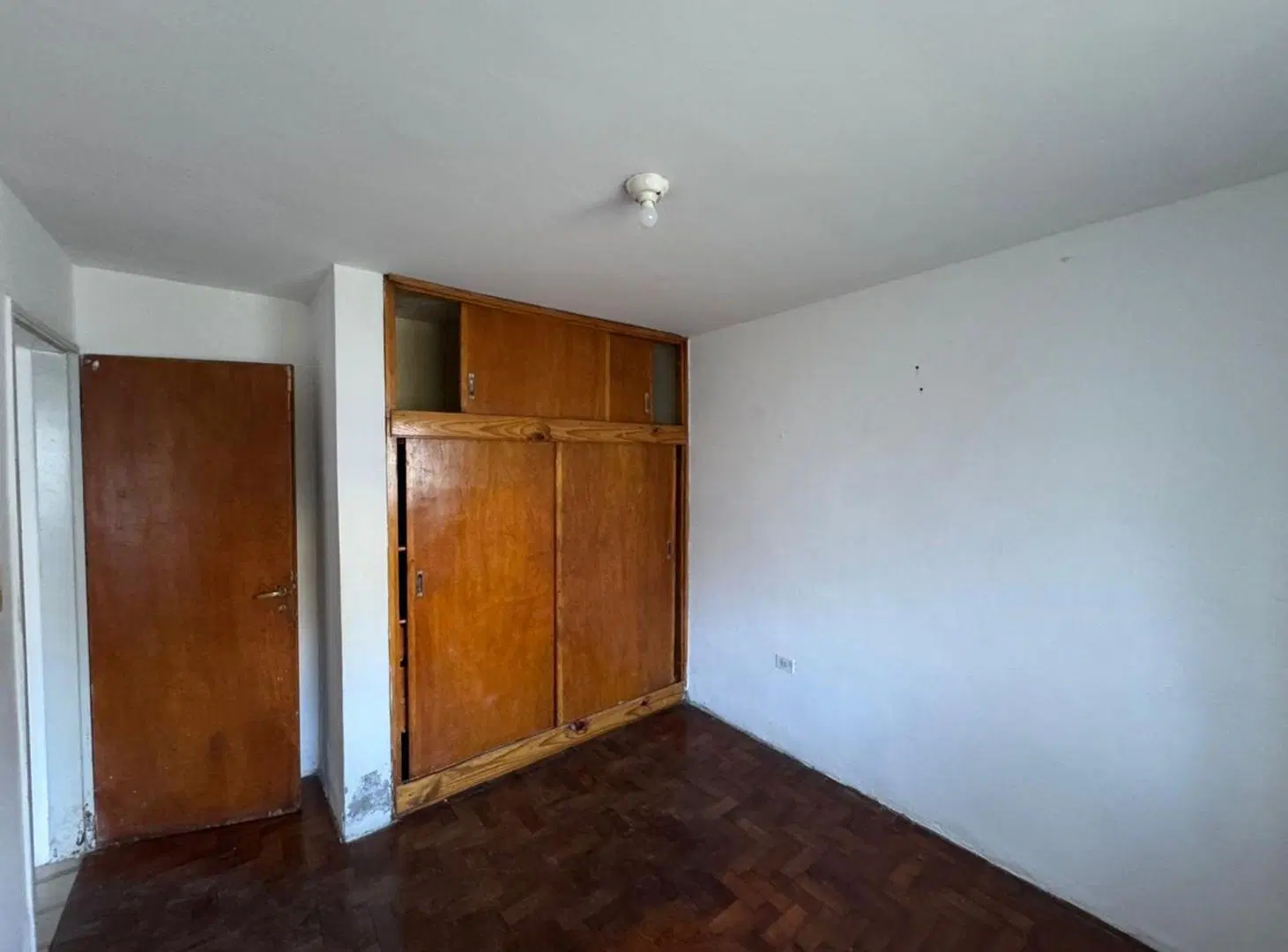 Casa en Venta 3 dormitorios con patio y cochera 8