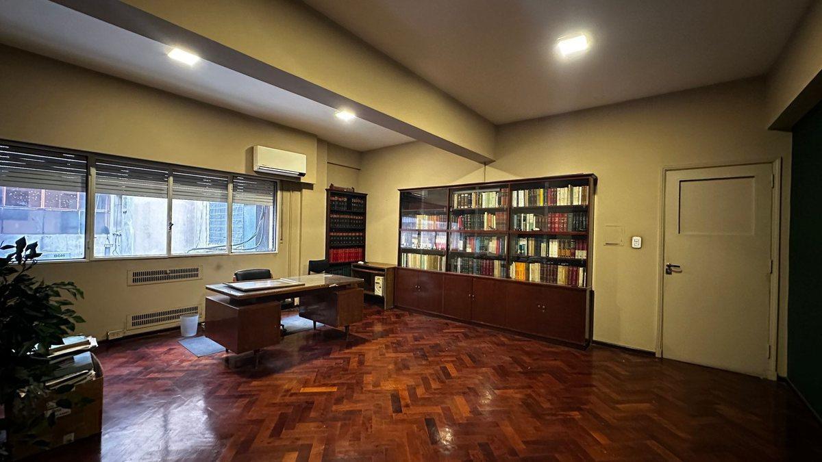 Foto de Venta Oficina Centro De Mendoza Ciudad, imagen 1