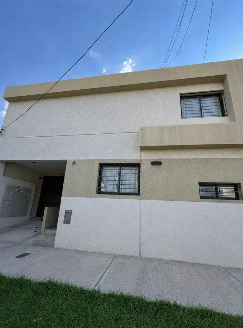 Venta departamento 3 amb con cochera, el Challao 2