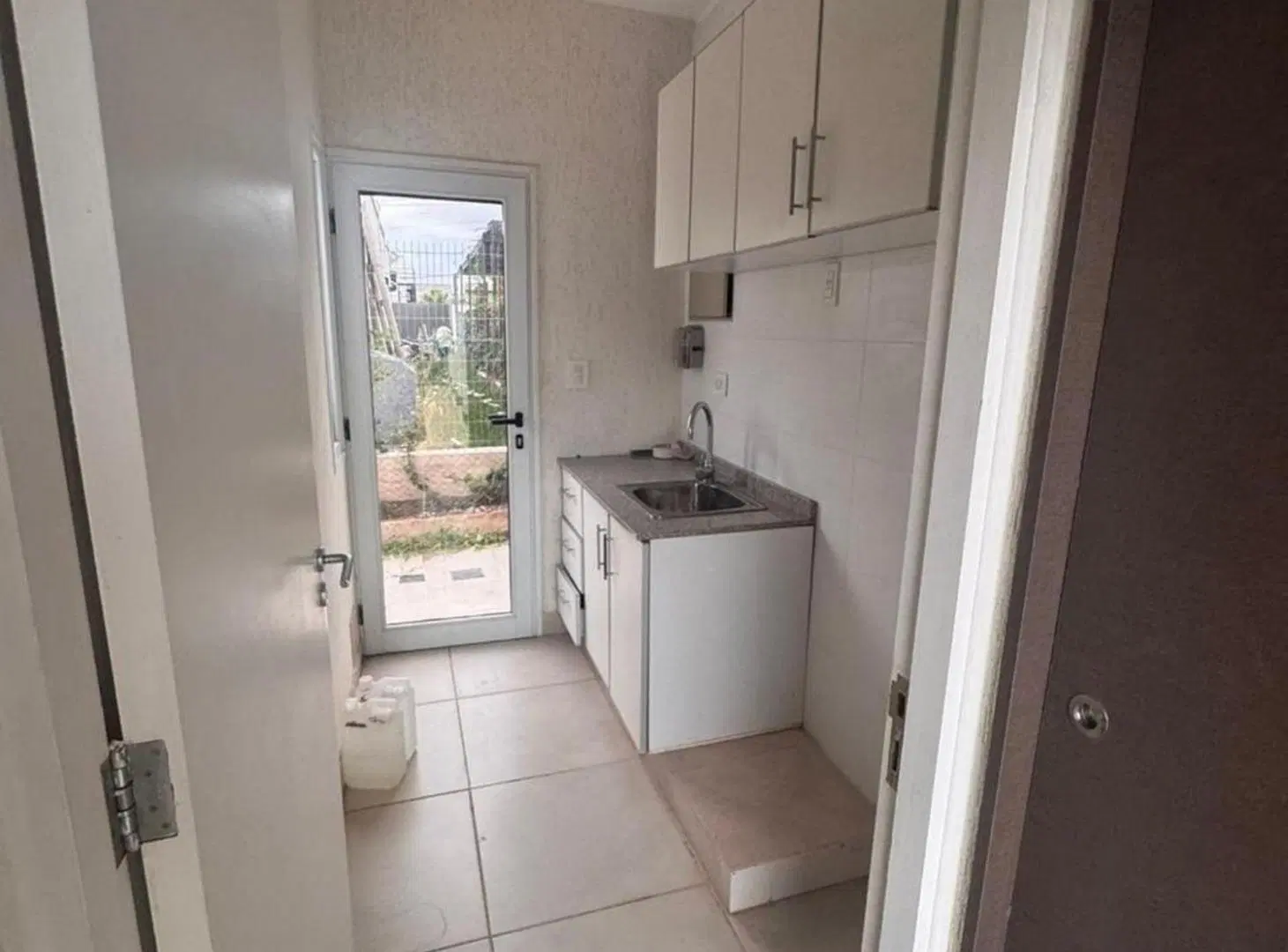 CASA EN VENTA EN BARRIO LA YAYA 8