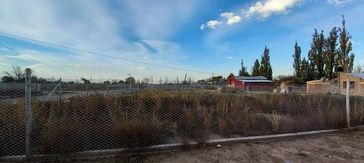 Venta terreno Bª Privado La Consulta San Carlos 3