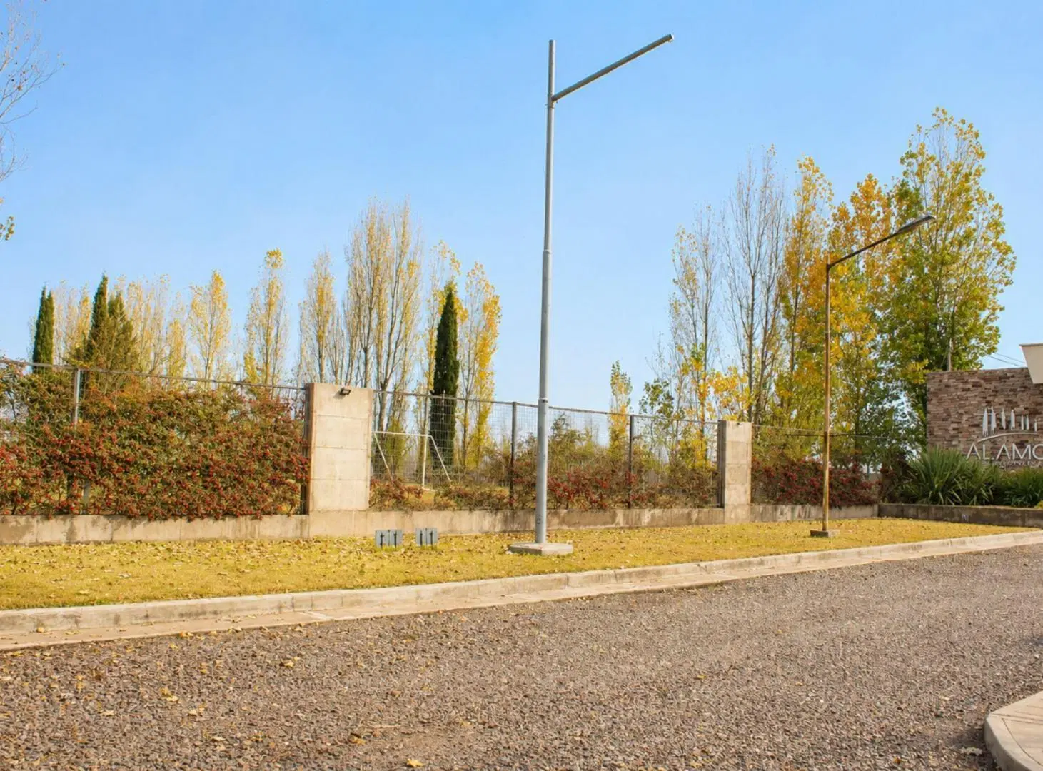 Venta de Lote en Barrio Privado Álamos – Maipú 8