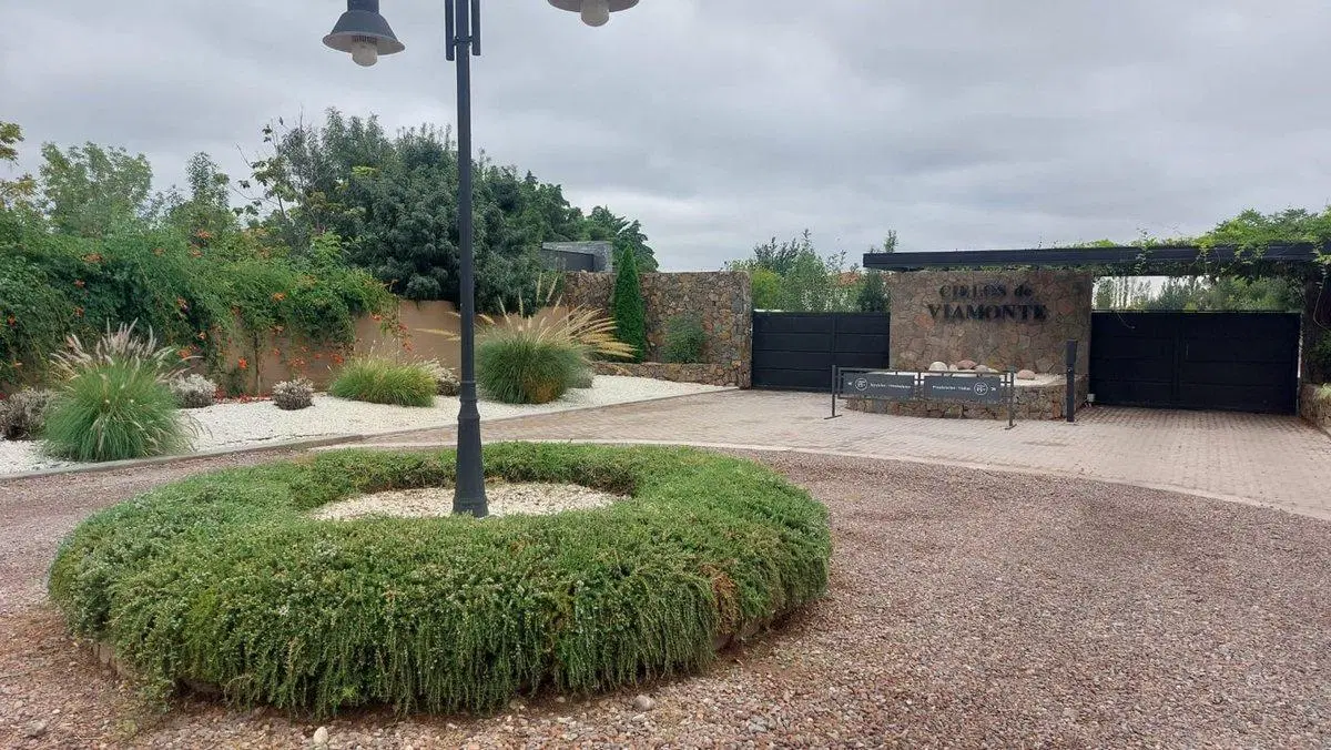 Venta lote barrio privado Chacras de Coria 3