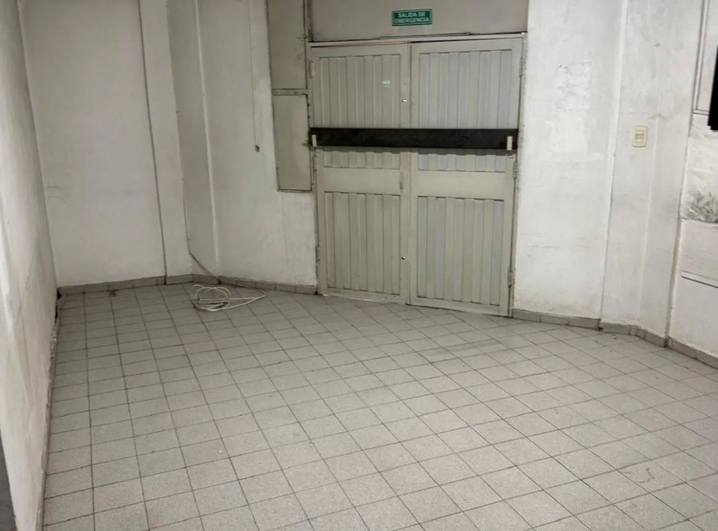 VENTA LOCAL COMERCIAL 2 PLANTAS OFICINA GUAYMALLEN 8