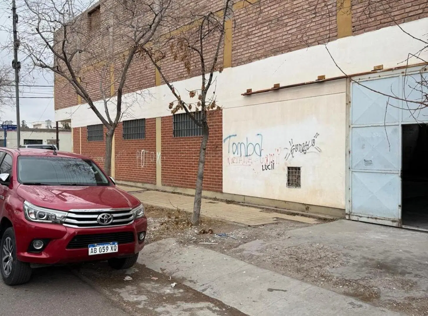 VENTA LOCAL COMERCIAL 2 PLANTAS OFICINA GUAYMALLEN 4