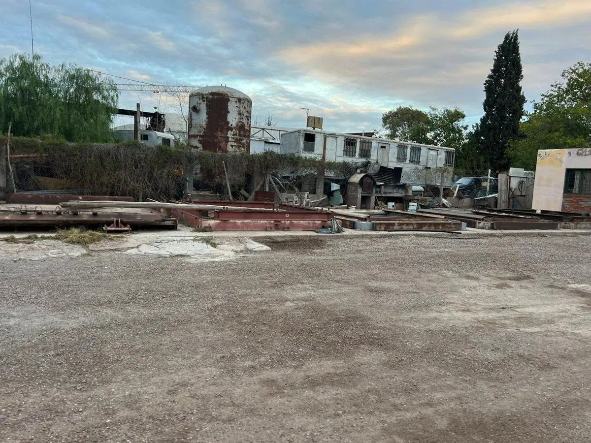 venta de terreno a mts de rodriguez peña 8