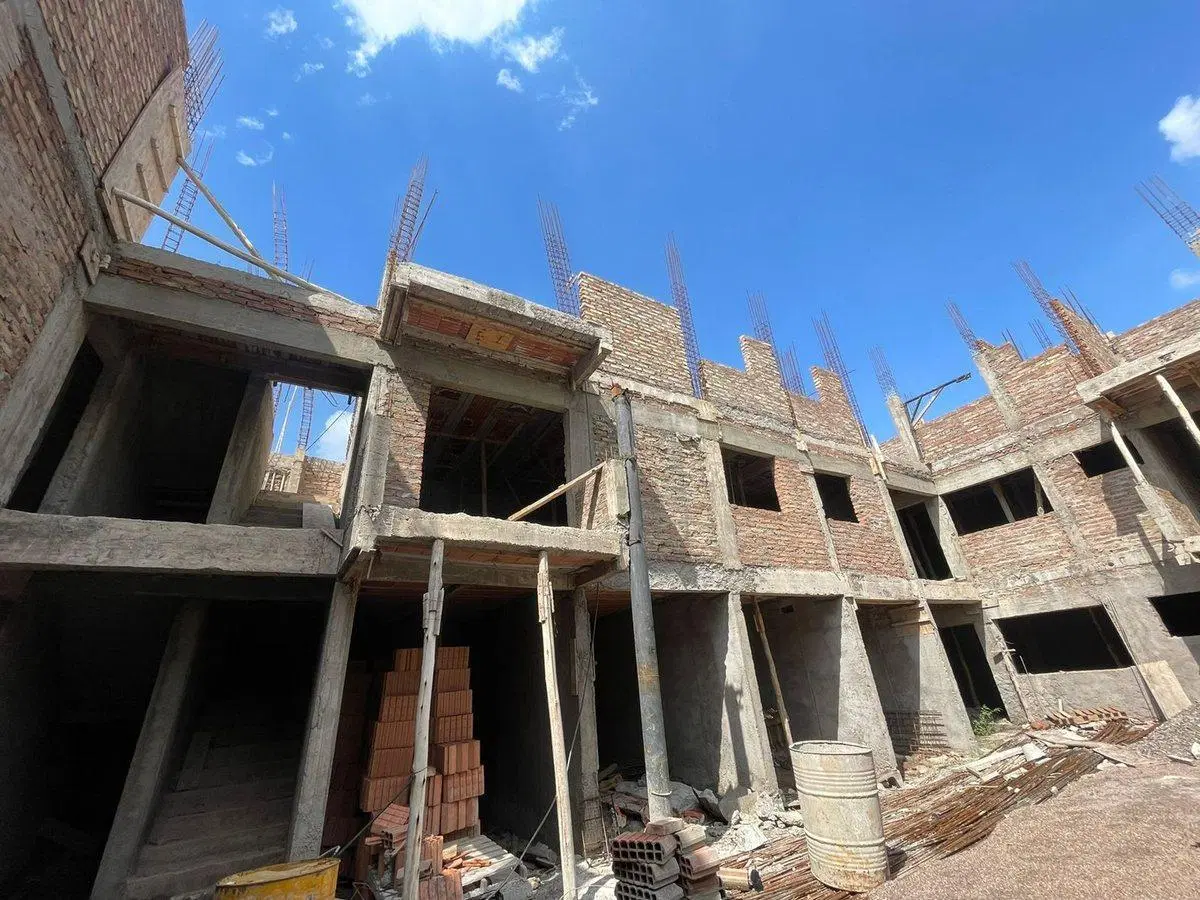 VENTA COMPLEJO DE DEPARTAMENTOS SEXTA SEC MENDOZA 2