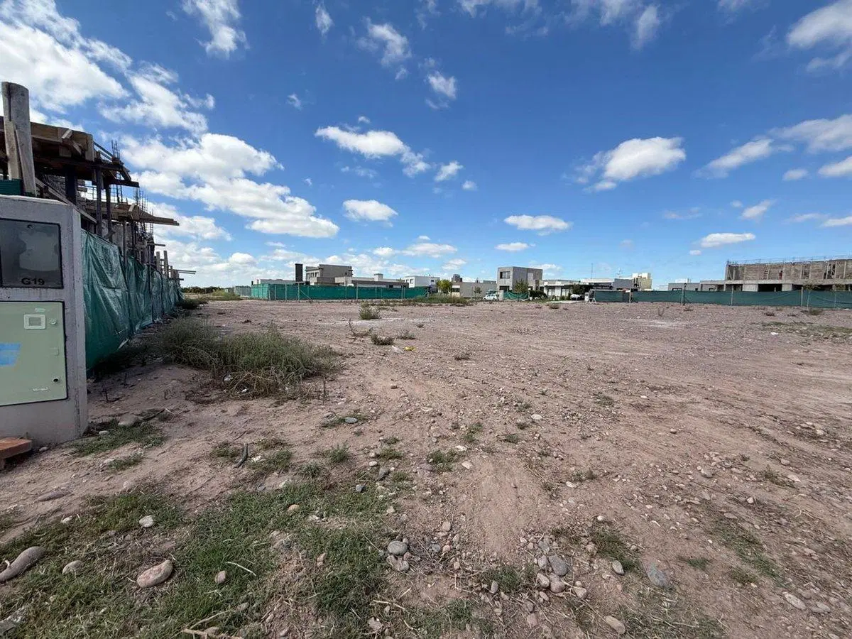 Terreno en Venta B° Portillo de Terrada Mendoza 2