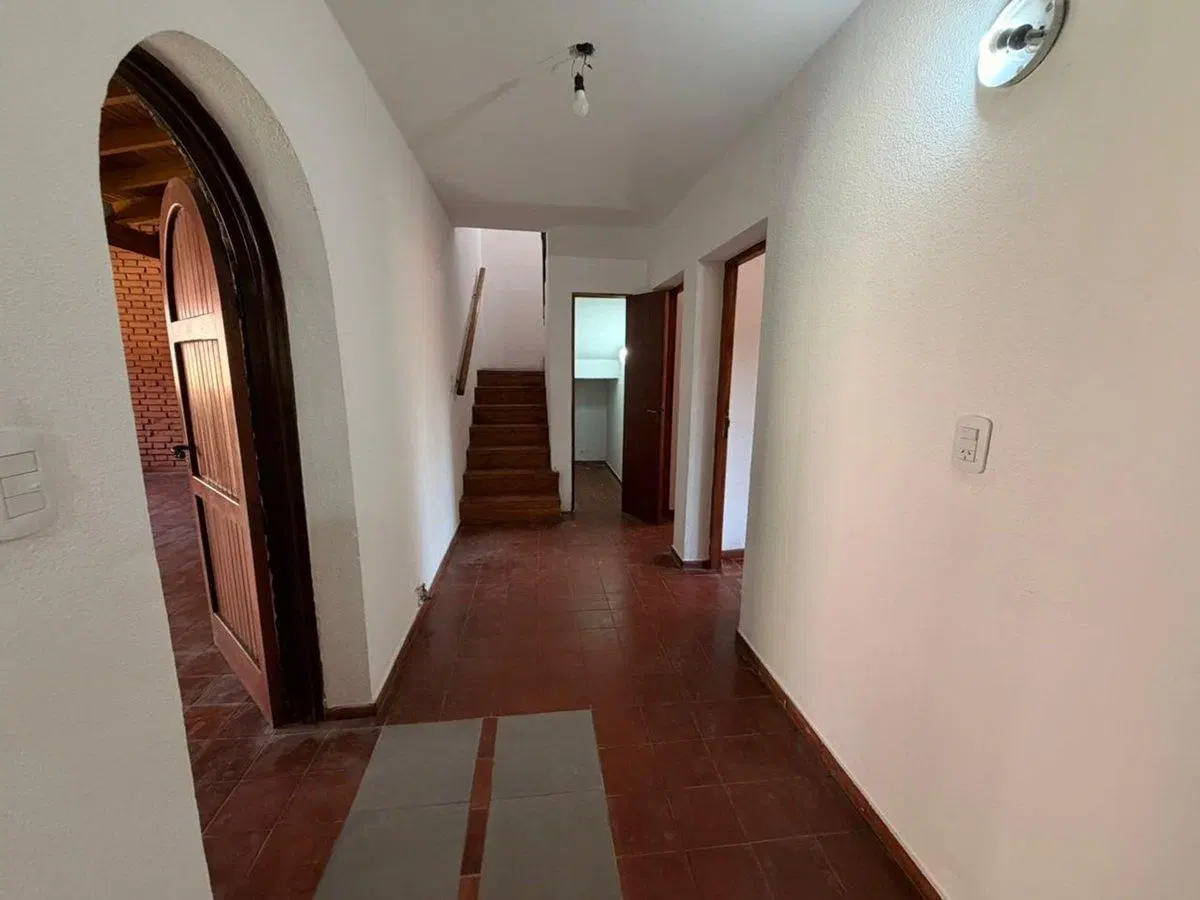 Venta Casa Apta Credito Barrio Bombal Godoy Cruz 5