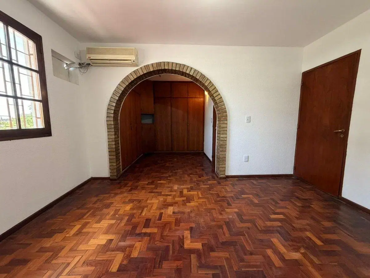Venta Casa Apta Credito Barrio Bombal Godoy Cruz 8