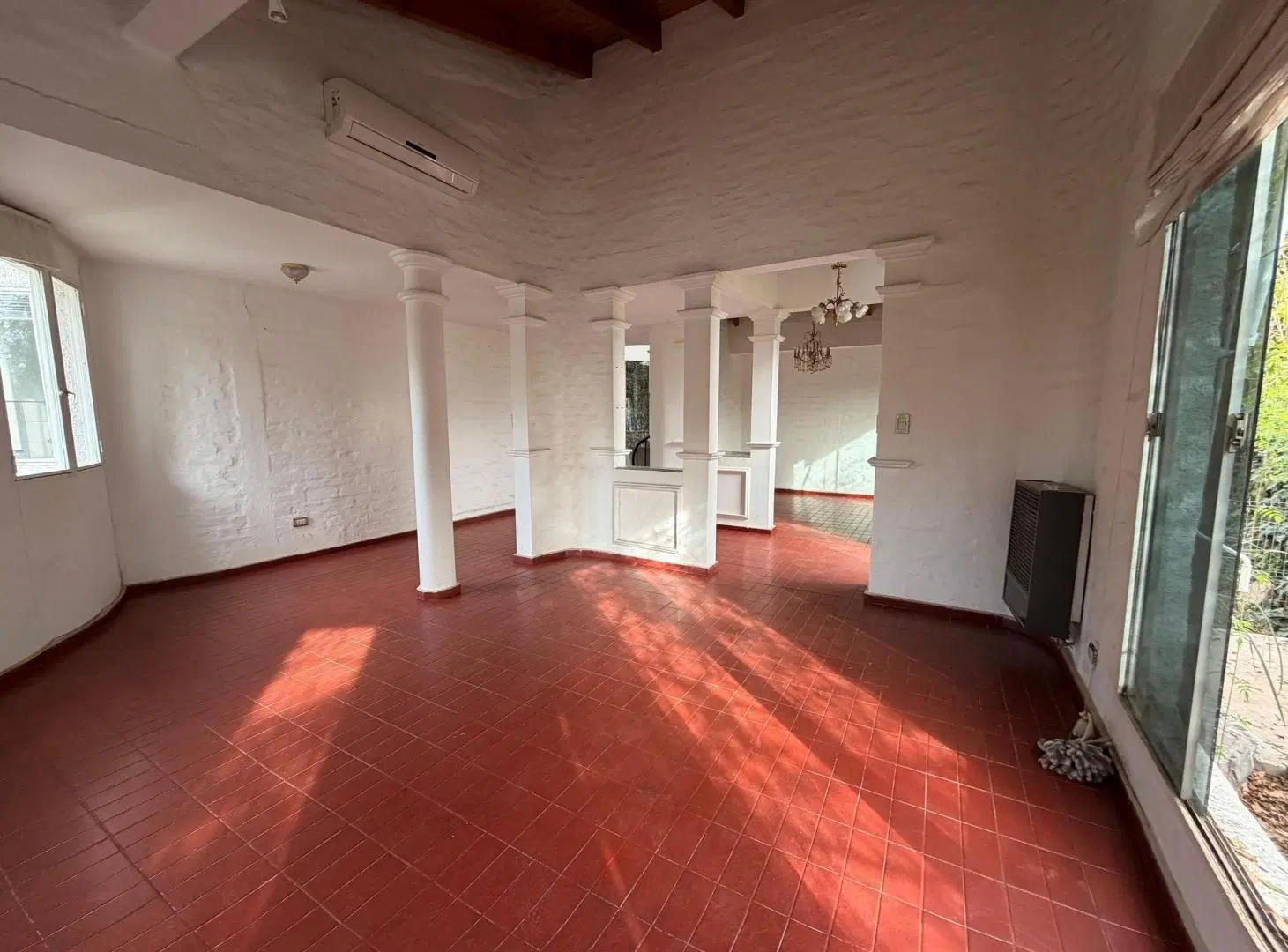 Venta Casa Dalvian 4 dormitorios 3