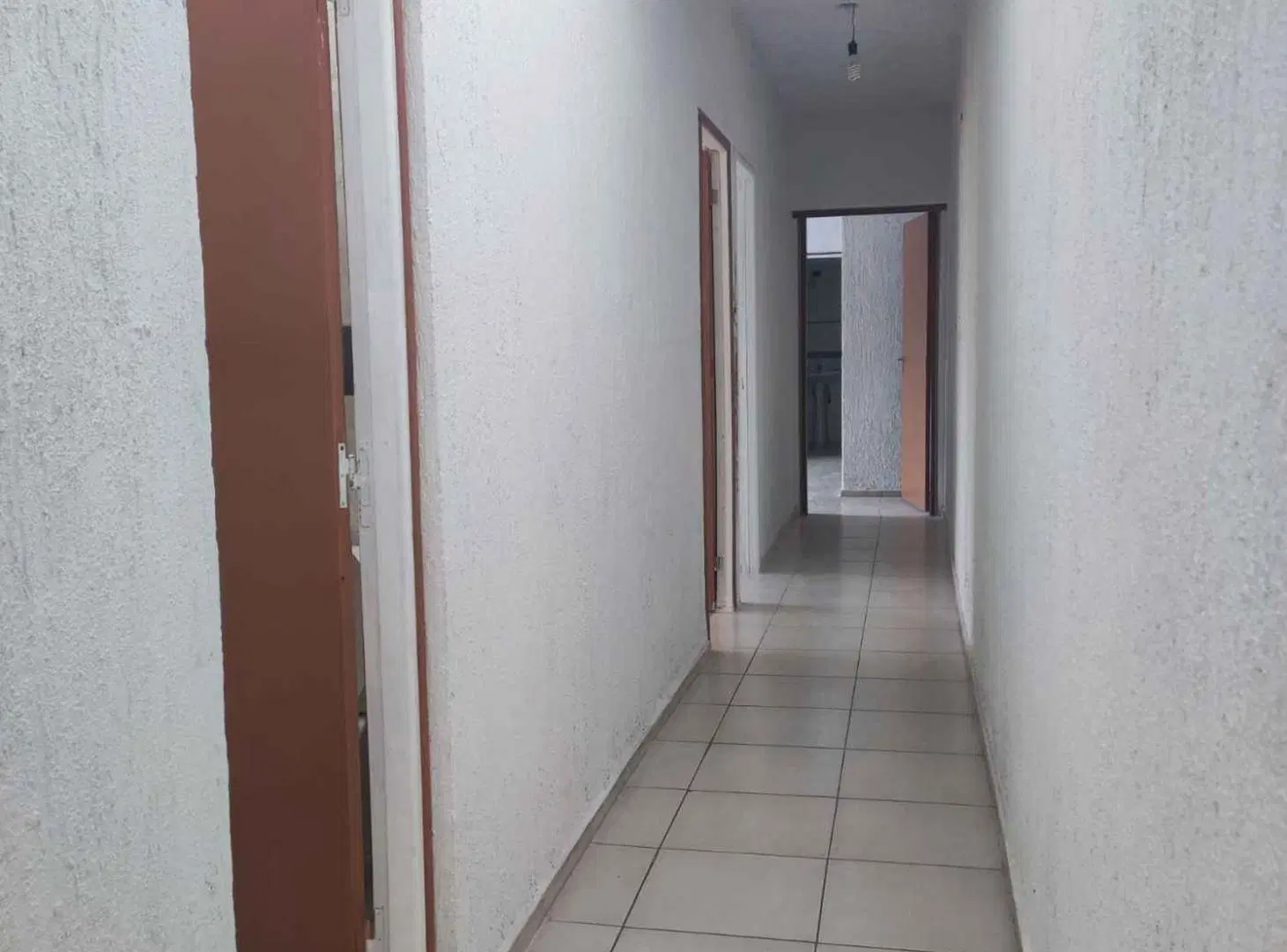 VENTA CASA ESQUINA A ESTRENAR LAS HERAS 3