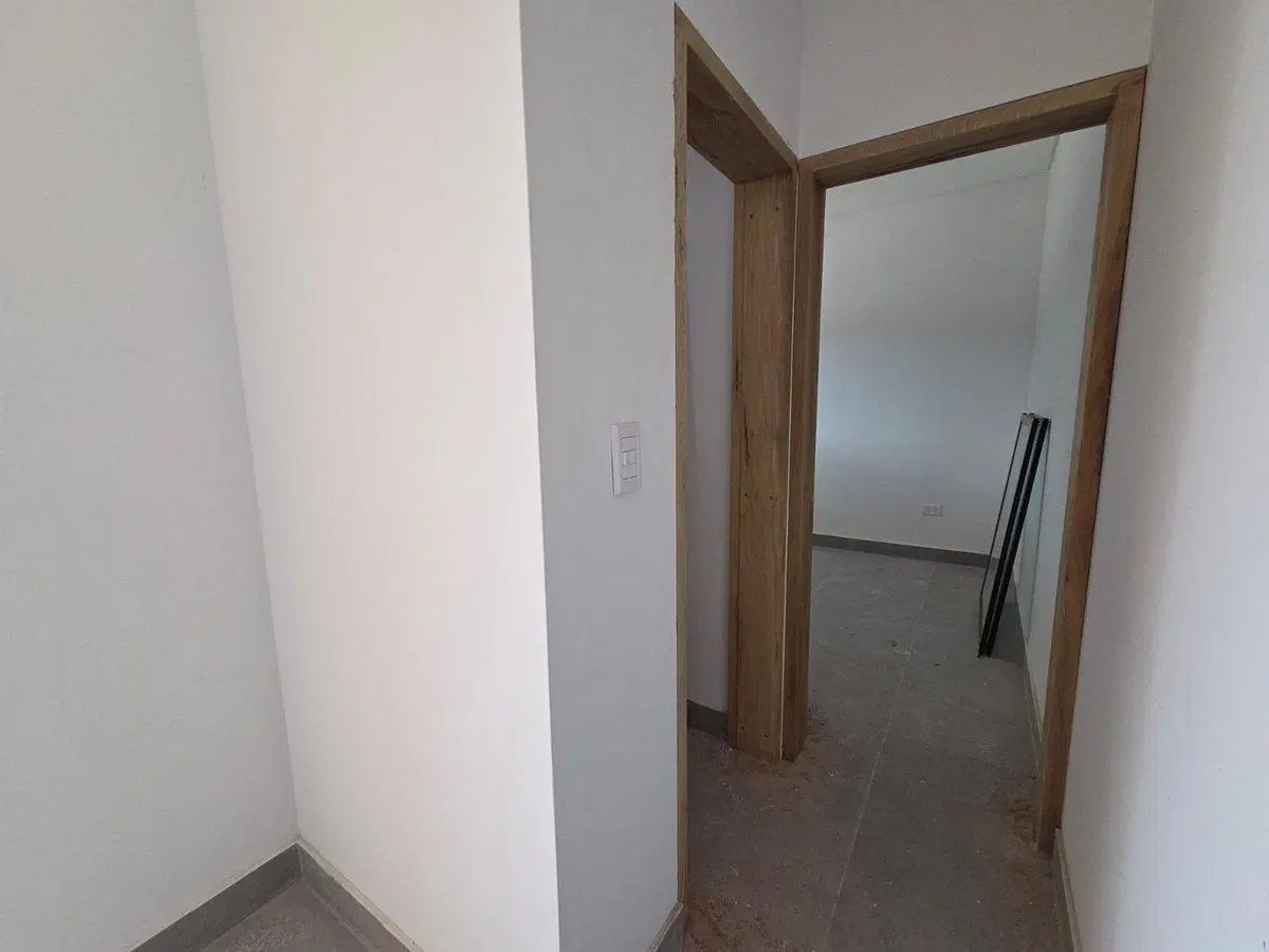 CASA 4 DORMITORIOS 3 BAÑOS B° Estancia Bulnes 3