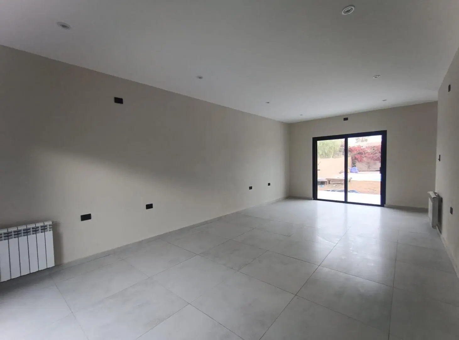 MARAVILLOSA CASA EN VENTA EN BARRIO PRIVADO MAIPU 4