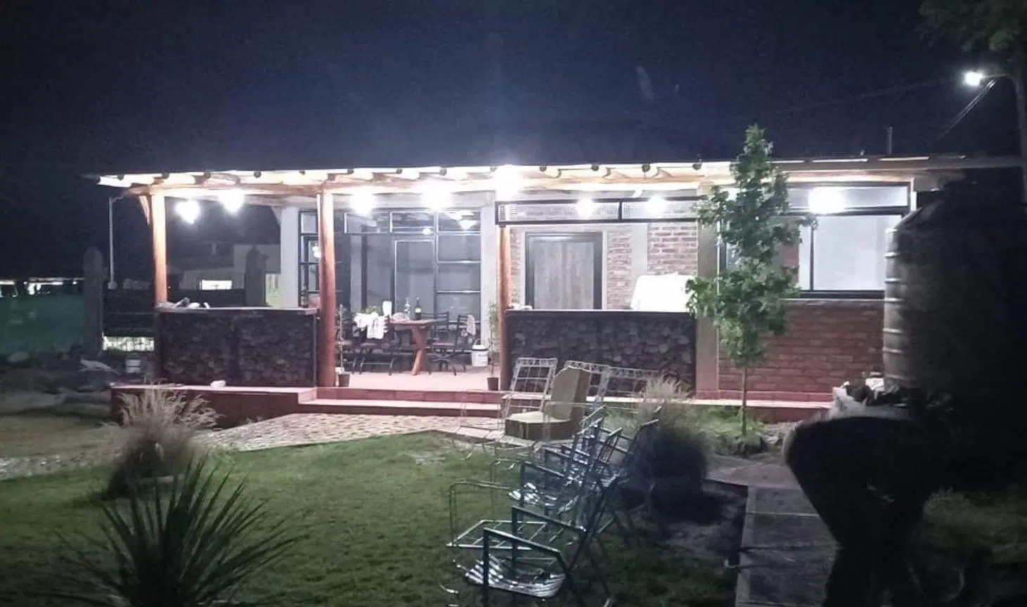 VENTA CASA QUINCHO CON PILETA LUJAN DE CUYO 8
