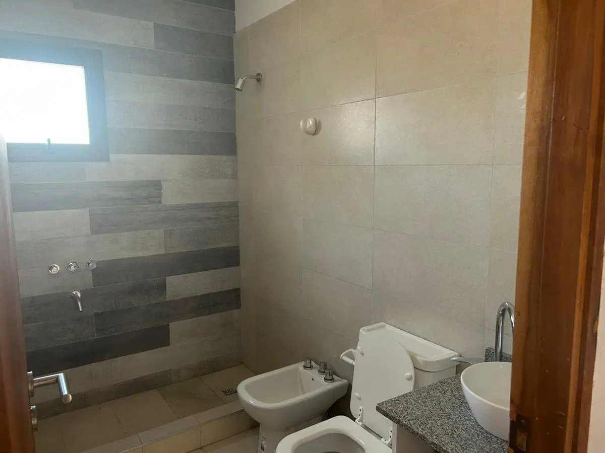 Departamento en venta, 3 dorm., Lujan de Cuyo. 3