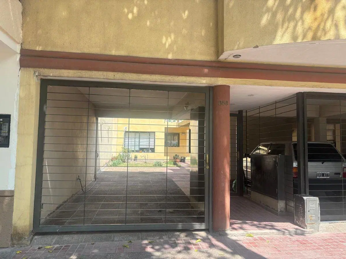 Venta departamento 1 dorm + cochera 4ta Secc Oeste 2
