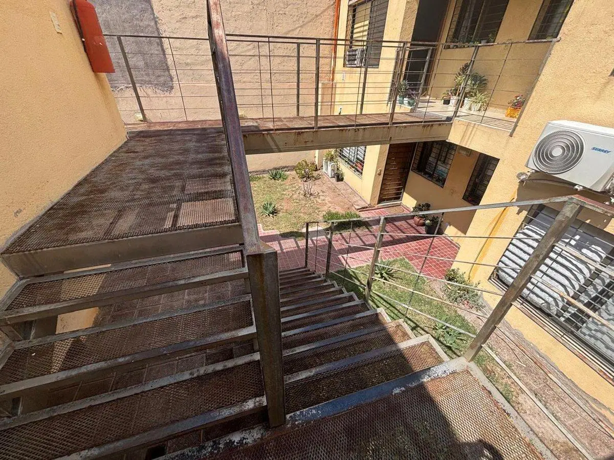 Venta departamento 1 dorm + cochera 4ta Secc Oeste 8