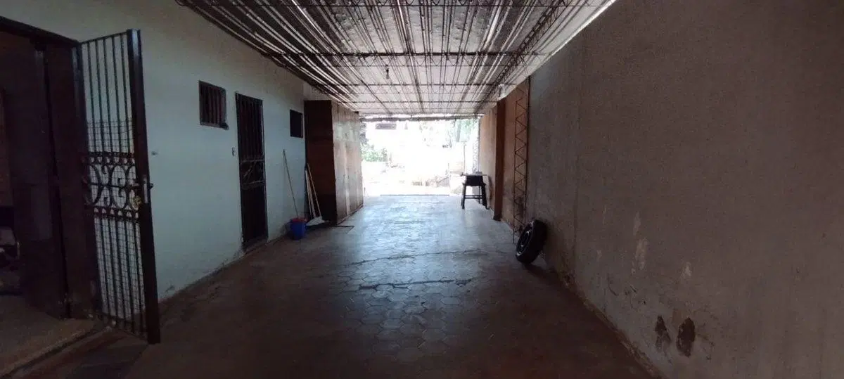VENTA-CASA A RECICLAR EN GRAN TERRENO-DORREGO-MZA 5