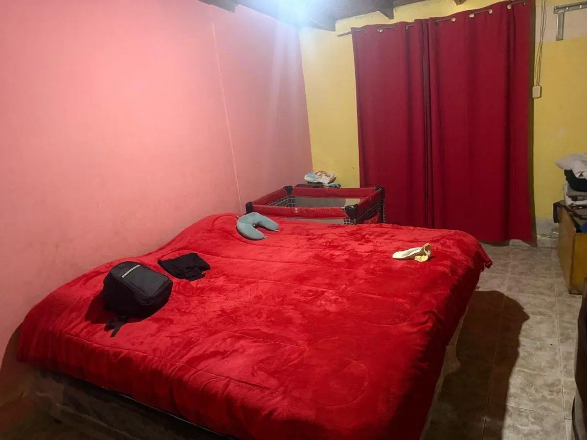 CASA TRES DORMITORIOS EN VENTA GLLEN JARDIN COCHER 2