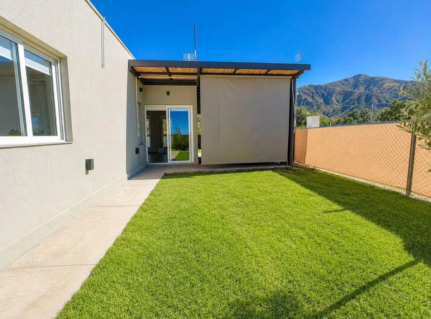 VENTA CASA EN BARRIO LA YAYA, EL CHALLAO 4