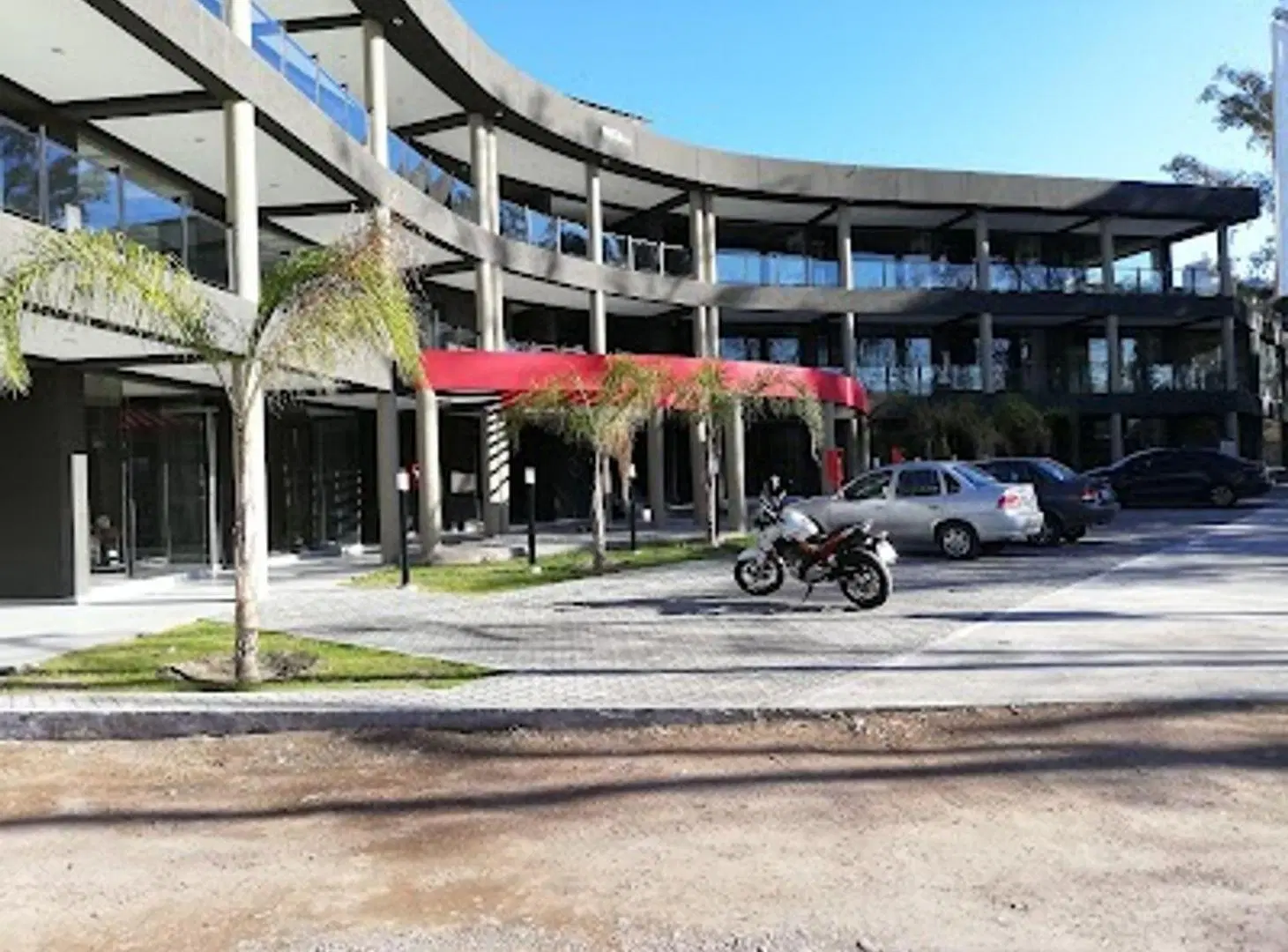 LOCAL COMERCIAL COMPLEJO TALCAHUANO CENTER 4