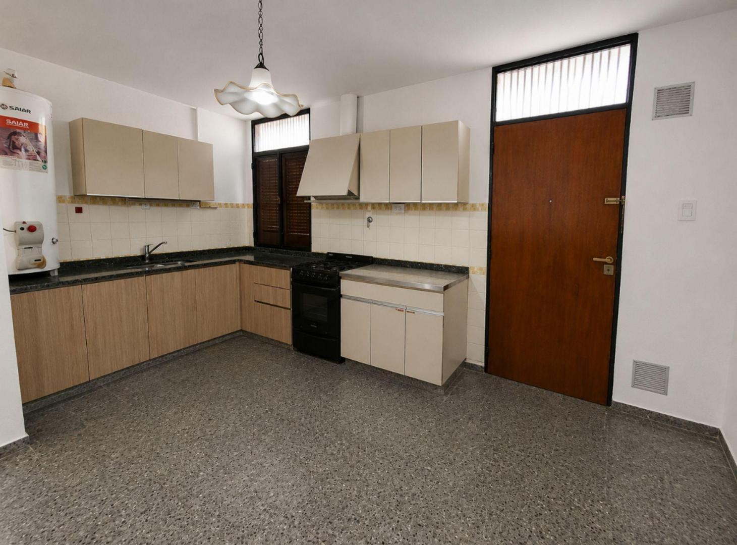 Foto de Venta Casa 4 Habitaciones B Trapiche Godoy Cruz, imagen 1