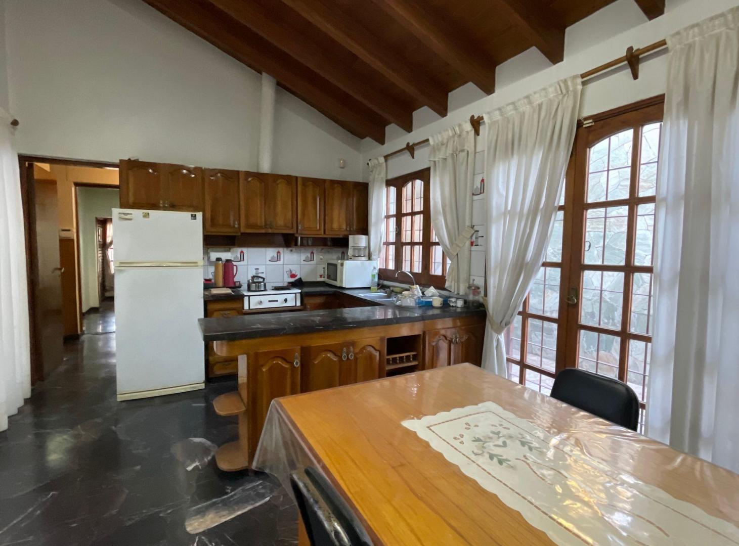 Foto de VENTA CASA + GALPON SEXTA SECCION CAPITAL MENDOZA, imagen 4