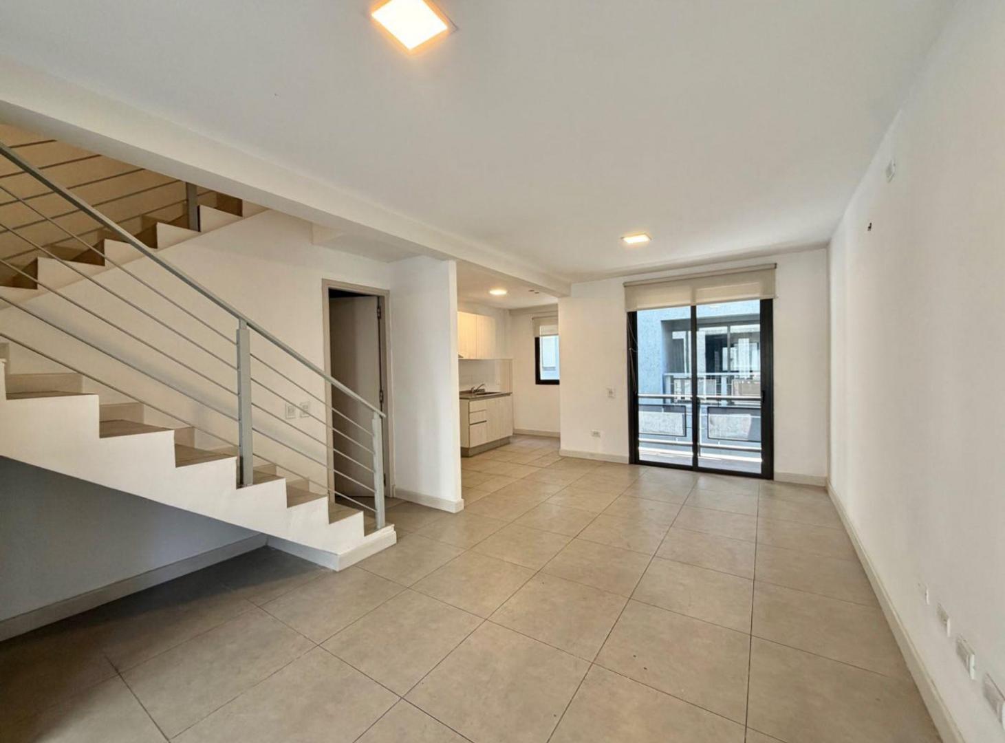 Foto de Dúplex En Venta 2 Dormitorios - Calle Beltrán, imagen 2