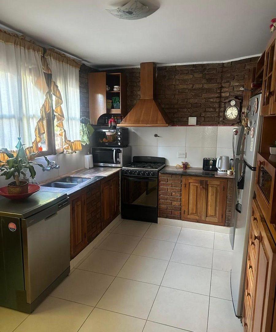 Foto de Casa en Dalvian, de 5 dormitorios, perfecto estado, imagen 5