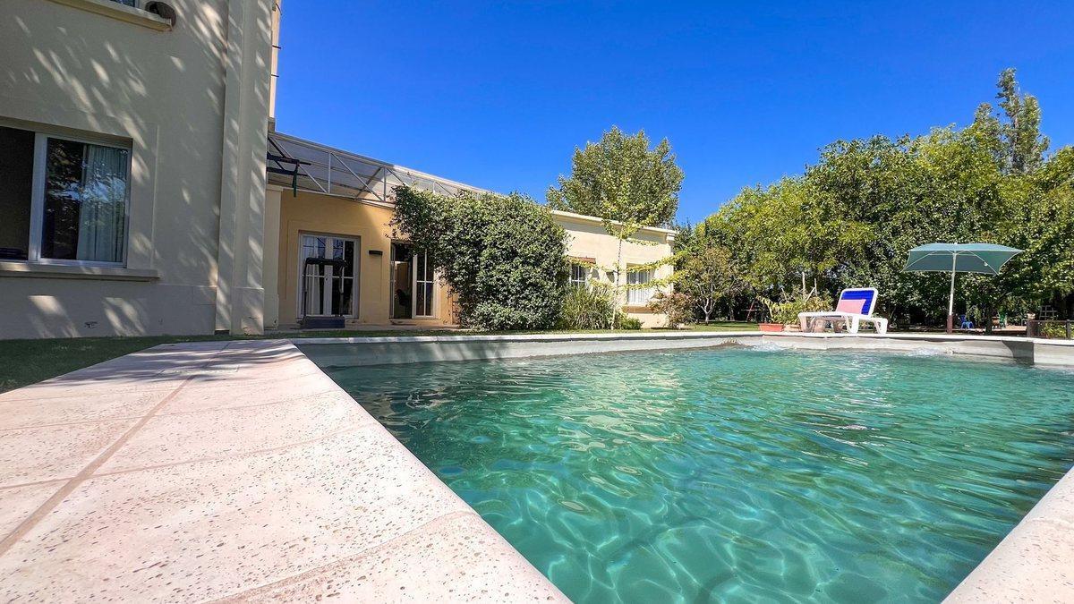 Foto de Casa de 6 dormitorios en venta en Chacras de Coria, imagen 5