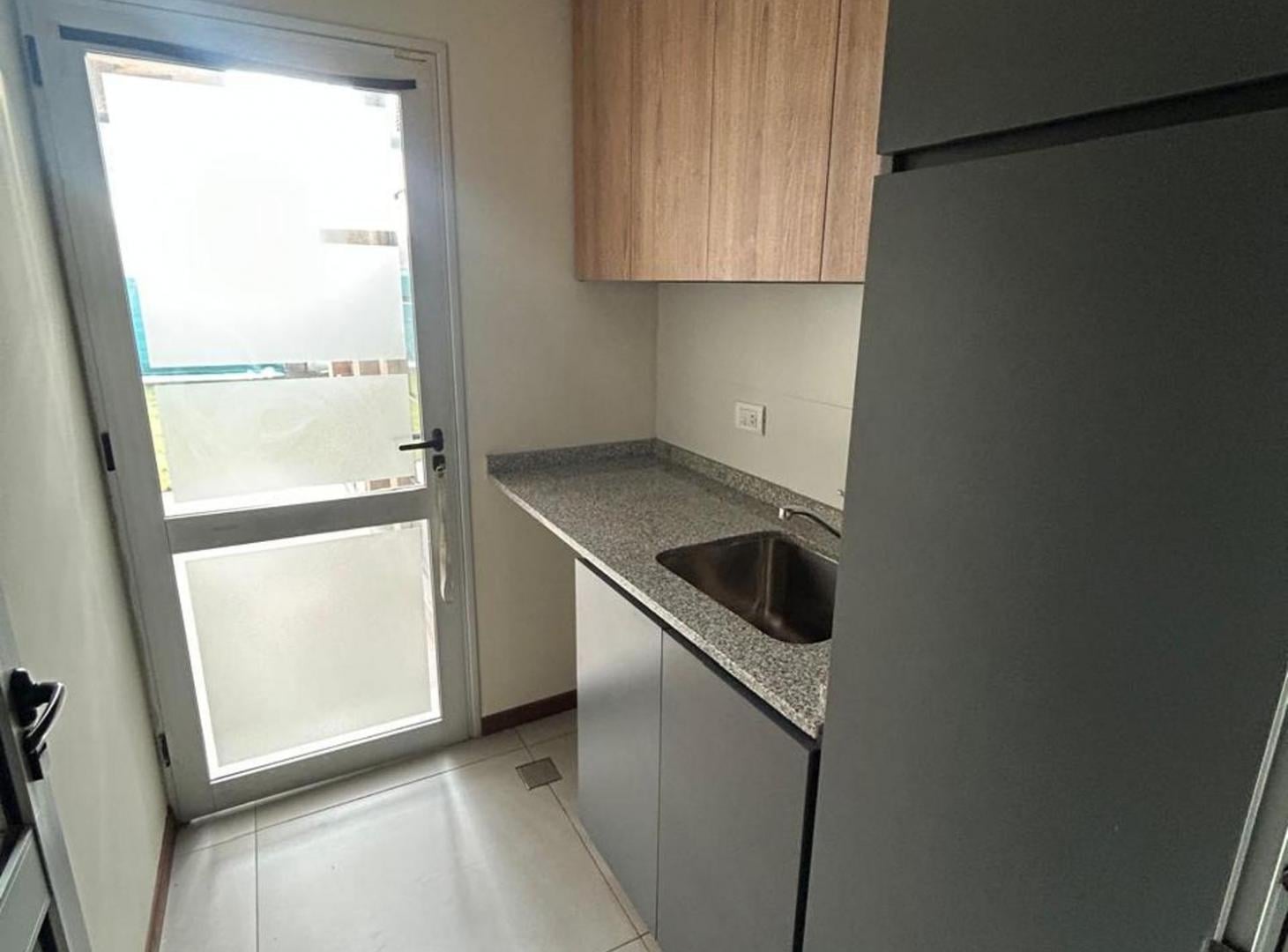 Foto de ALQUILER DUPLEX 2 DORMITORIOS LUJAN DE CUYO, imagen 4