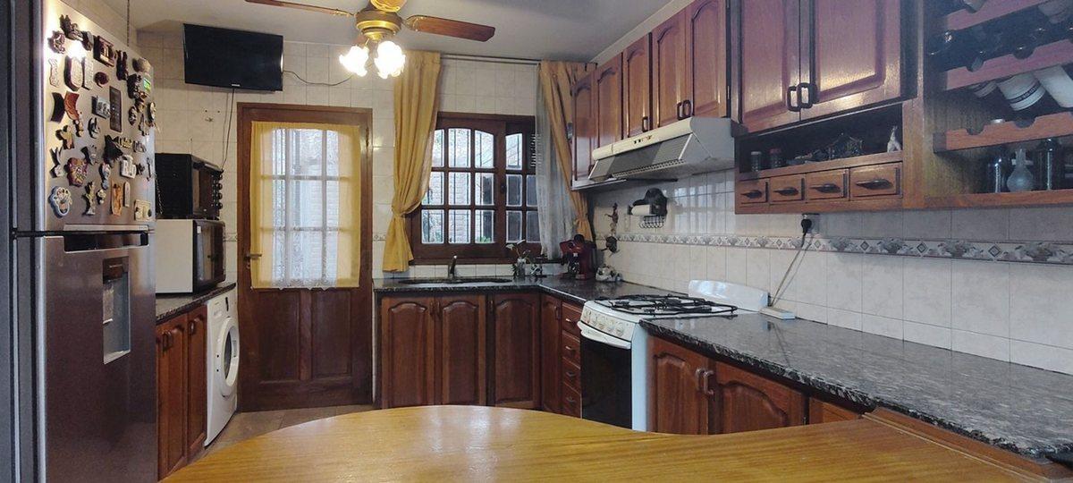 Foto de VENTA CASA DORREGO - APTA CREDITO, imagen 4