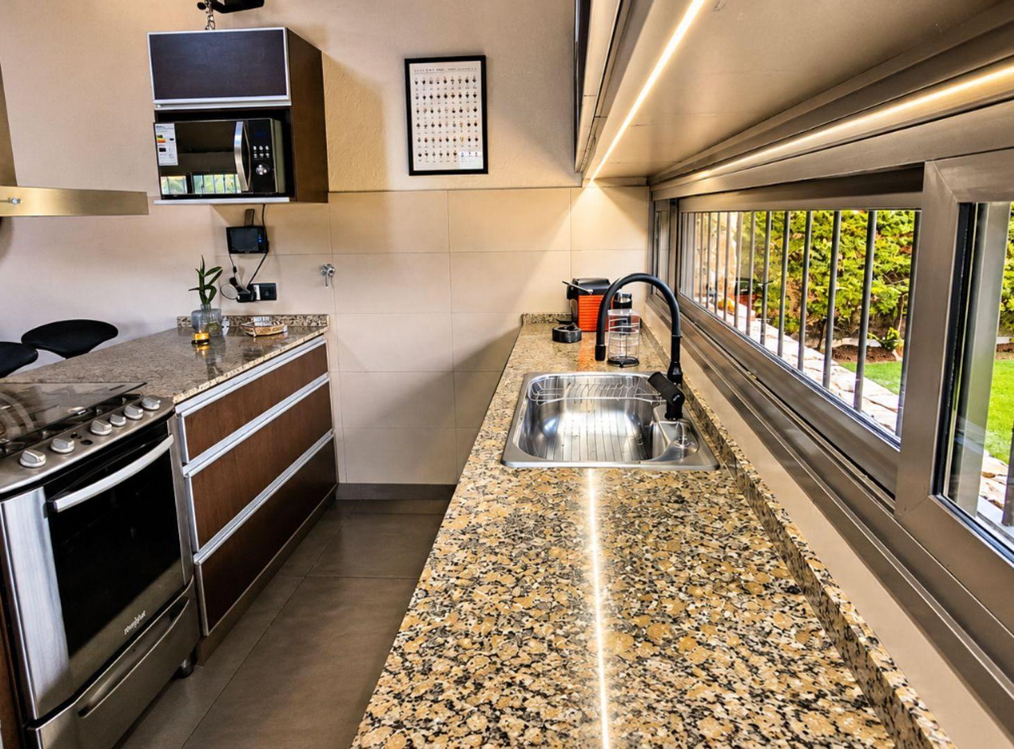 Foto de Casa en venta El Challao zona Dalvian Alta Mendoza, imagen 1