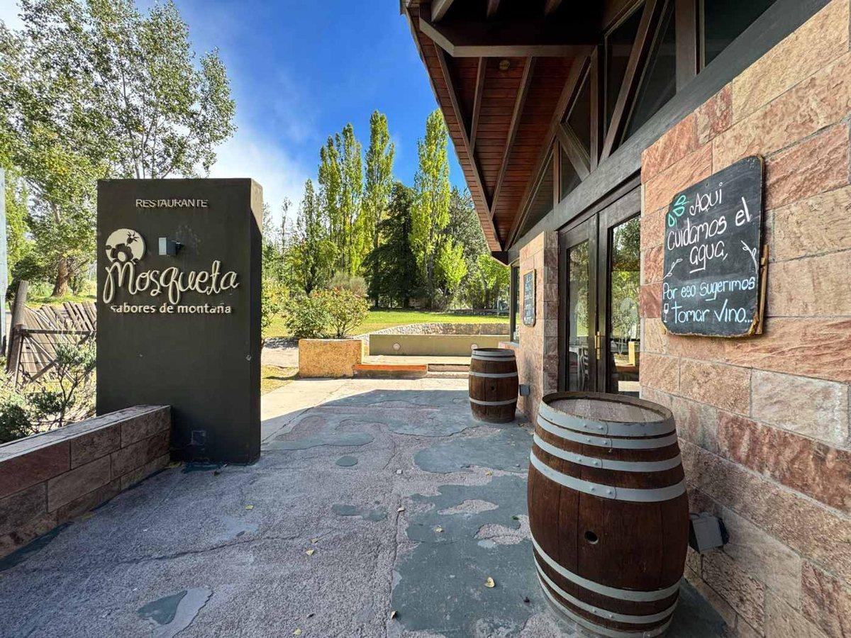 Foto de RESTAURANTE EN VENTA EN POTRERILLOS, MENDOZA, imagen 3