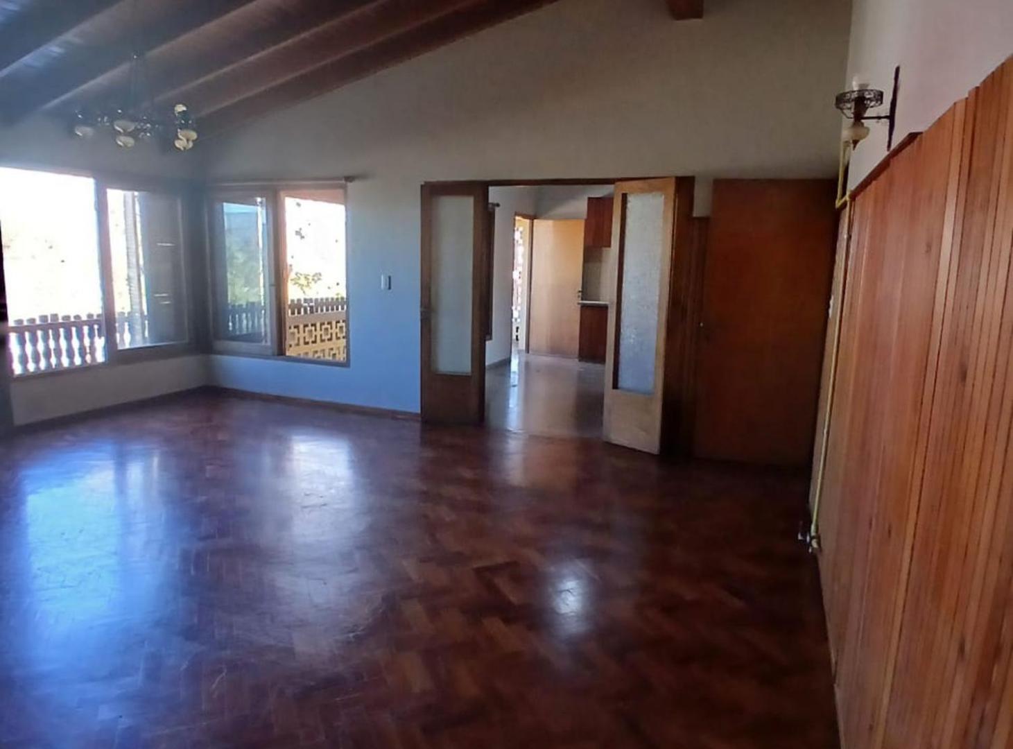 Foto de ALQUILER DEPTO 5 HABITACIONES COCHERA B TRAPICHE, imagen 2
