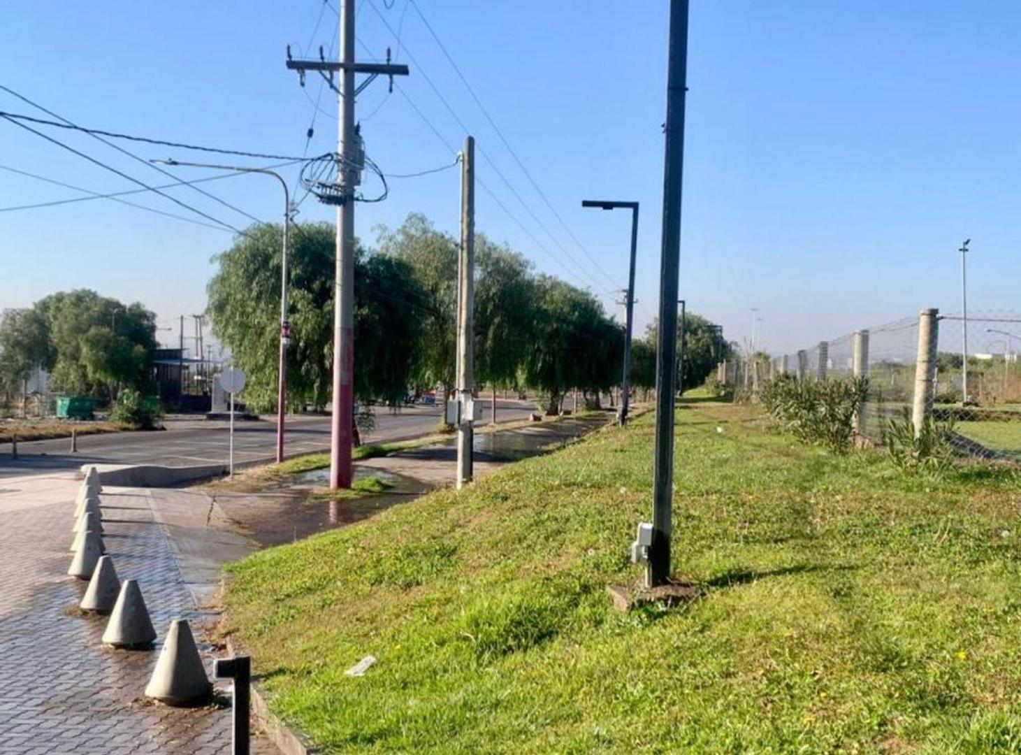 Foto de LOTE EN VENTA ROMERO DAY CHALLAO VISTA A LA CIUDAD, imagen 3