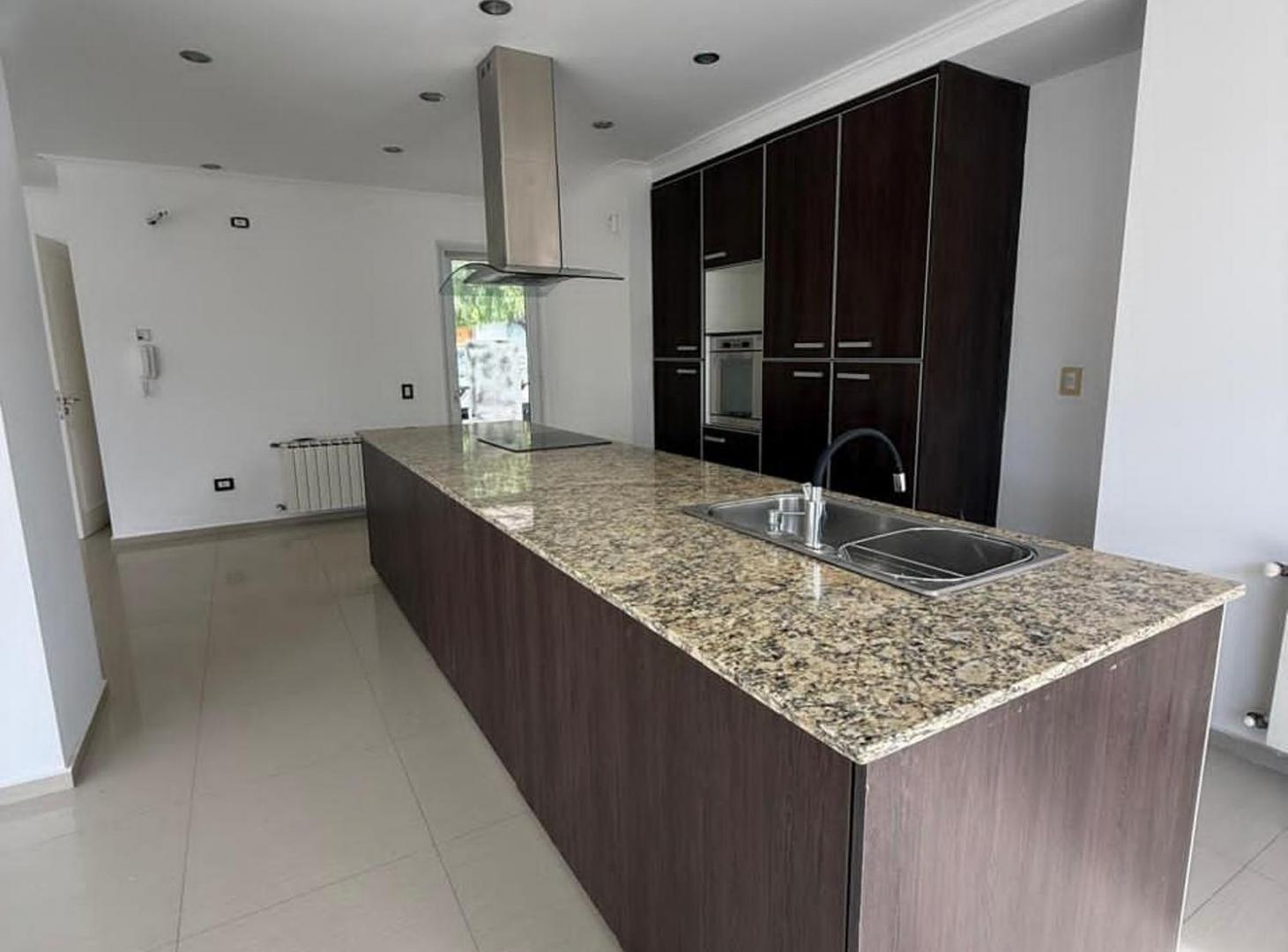 Foto de CASA EN VENTA BARRIO DALVIAN 3 DORMITORIOS, imagen 5
