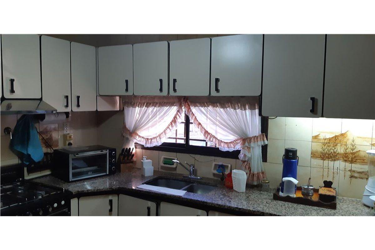 Foto de Hermosa casa en venta a dos cuadras Plaza de GC..!, imagen 3
