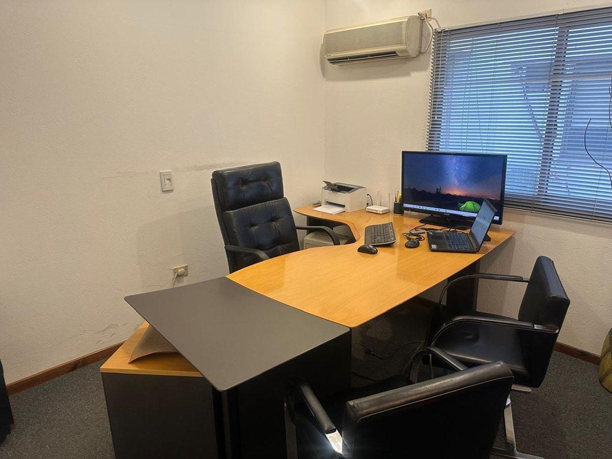 Foto de VENTA OFICINA CENTRICA, imagen 4