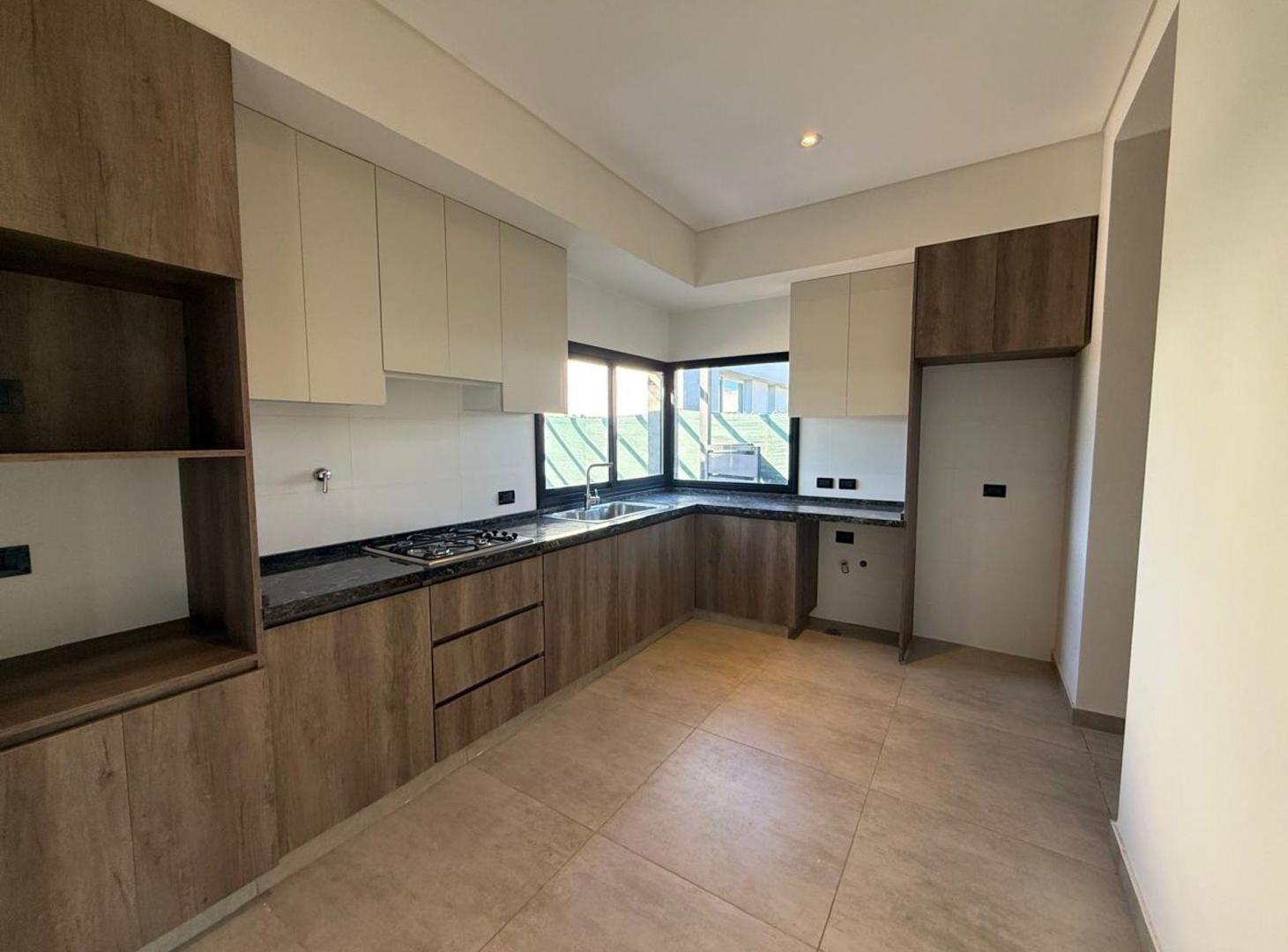 Foto de CASA EN VENTA BARRIO ALMA GARDENIA LUJAN DE CUYO, imagen 1