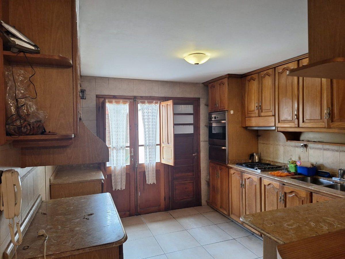 Foto de VENTA AMPLIA CASA BOMBAL SUR GODOY CRUZ MENDOZA, imagen 1