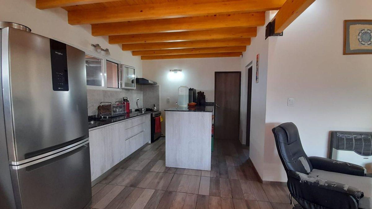 Foto de VENTA CASA B° SEMI PRIVADO EN POTRERILLOS MENDOZA, imagen 2