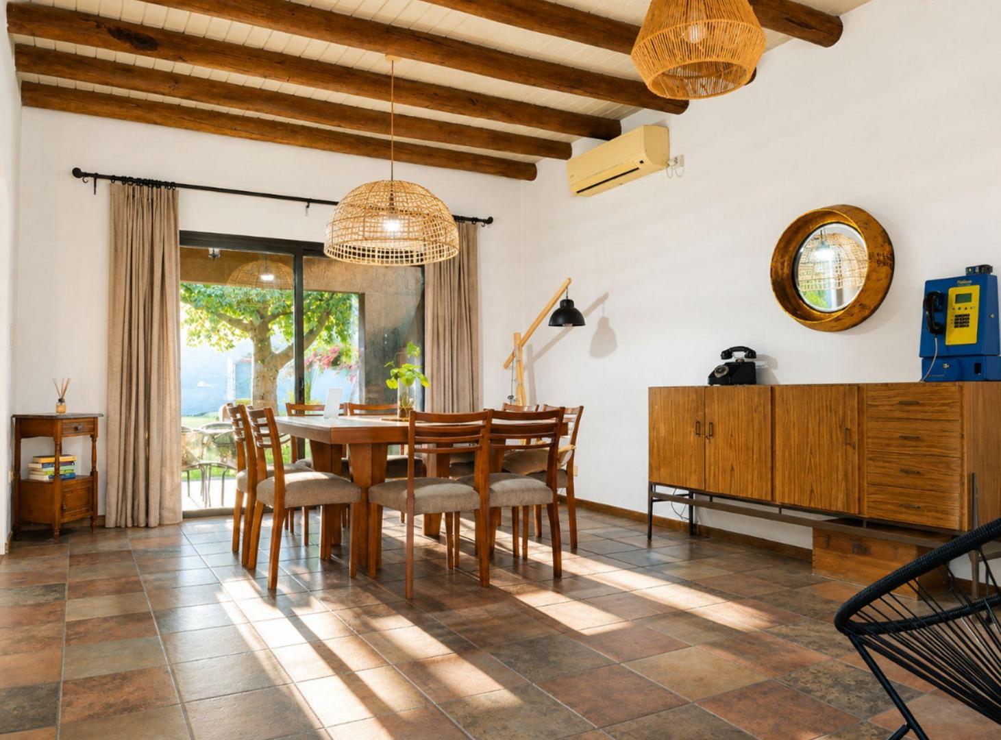 Foto de VENTA HERMOSA CASA CON PILETA EN GUAYMALLEN, imagen 3