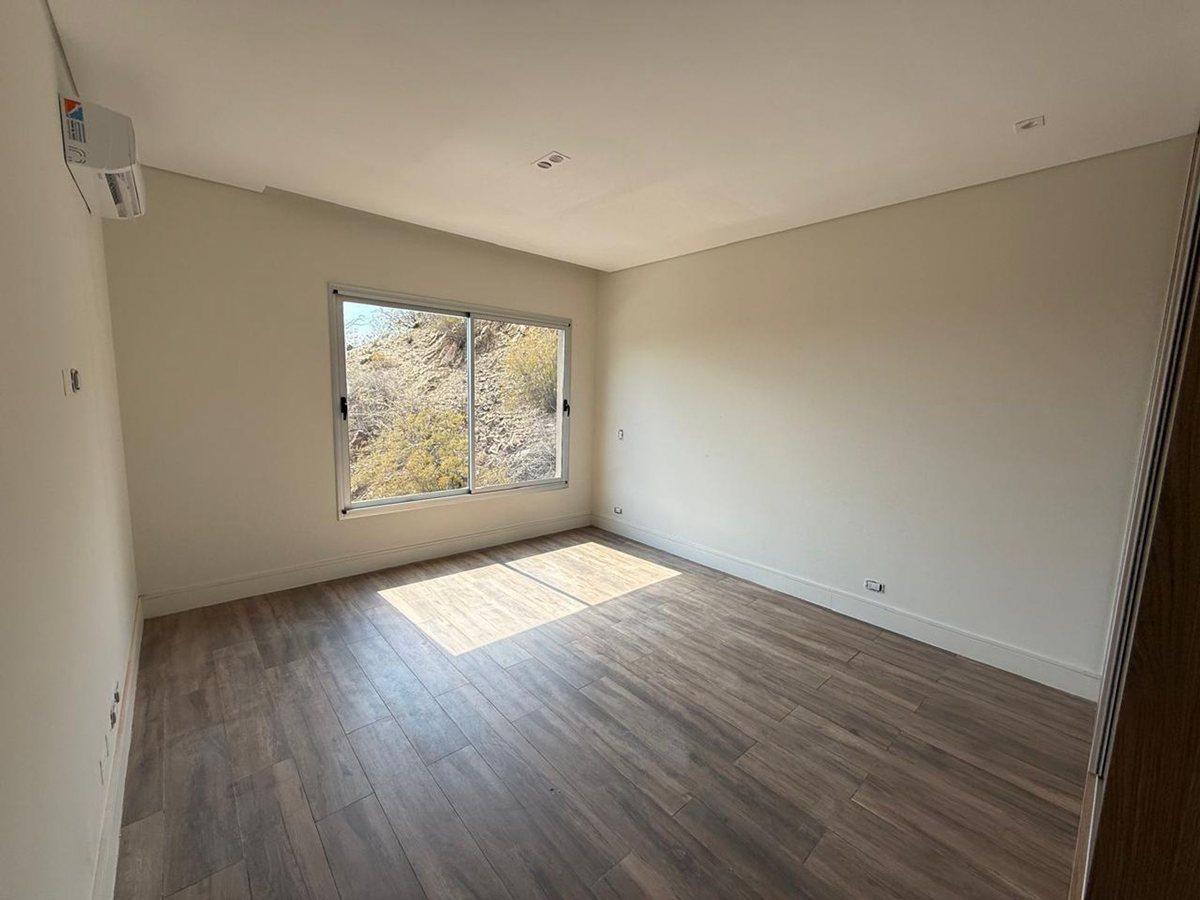 Foto de Venta Departamento Barrio Mendoza Norte, imagen 5