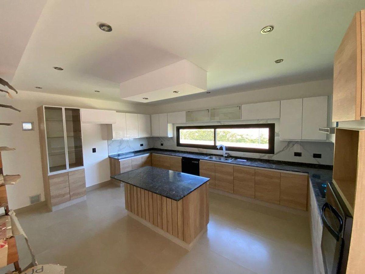 Foto de CASA CATEGORÍA B° LAS CANDELAS 2 CHACRAS DE CORIA, imagen 5