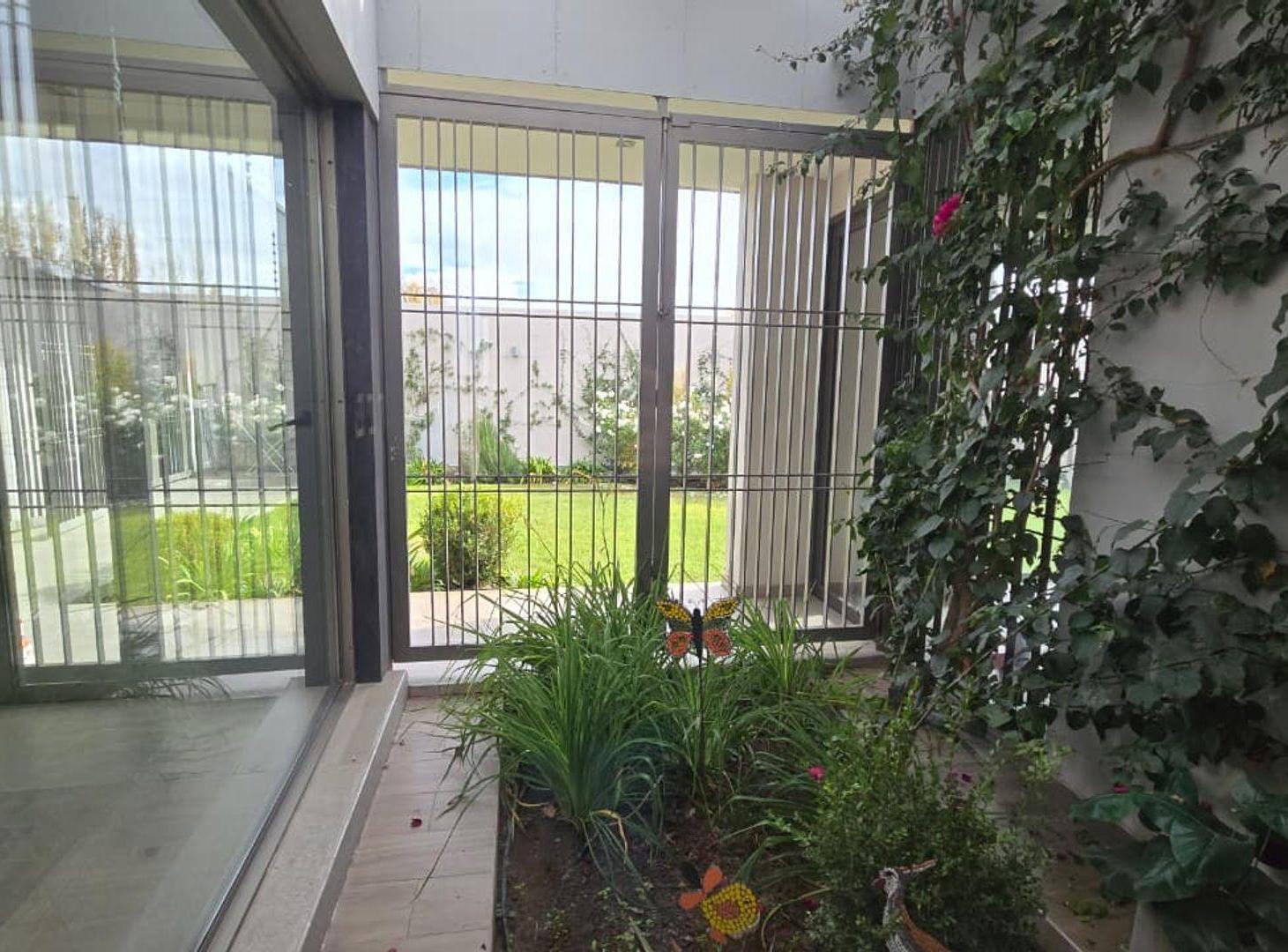 Foto de venta casa callejon privado san martin mendoza, imagen 4
