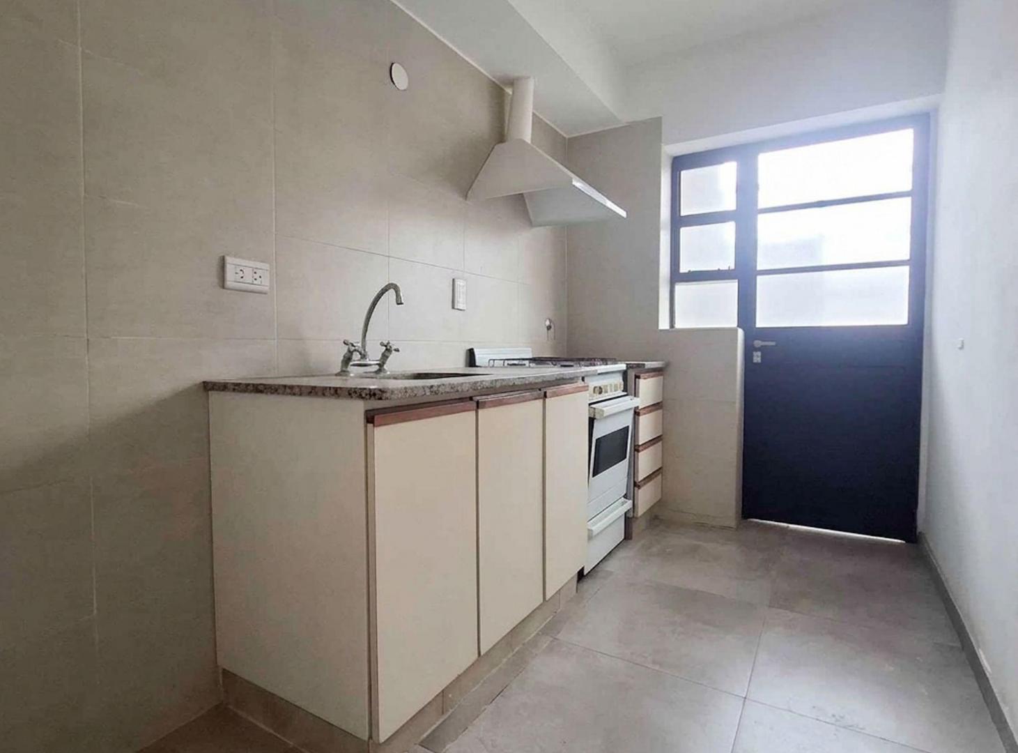 Foto de ALQUILER DEPARTAMENTO 1 DORMITORIO BARRIO BOMBAL, imagen 3