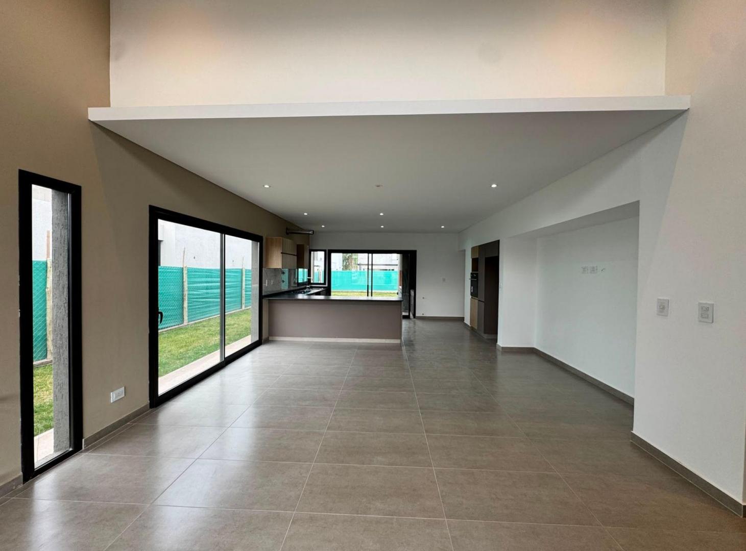 Foto de VENTA CASA BARRIO LAR DE VIEYTES III - LUJAN, imagen 4