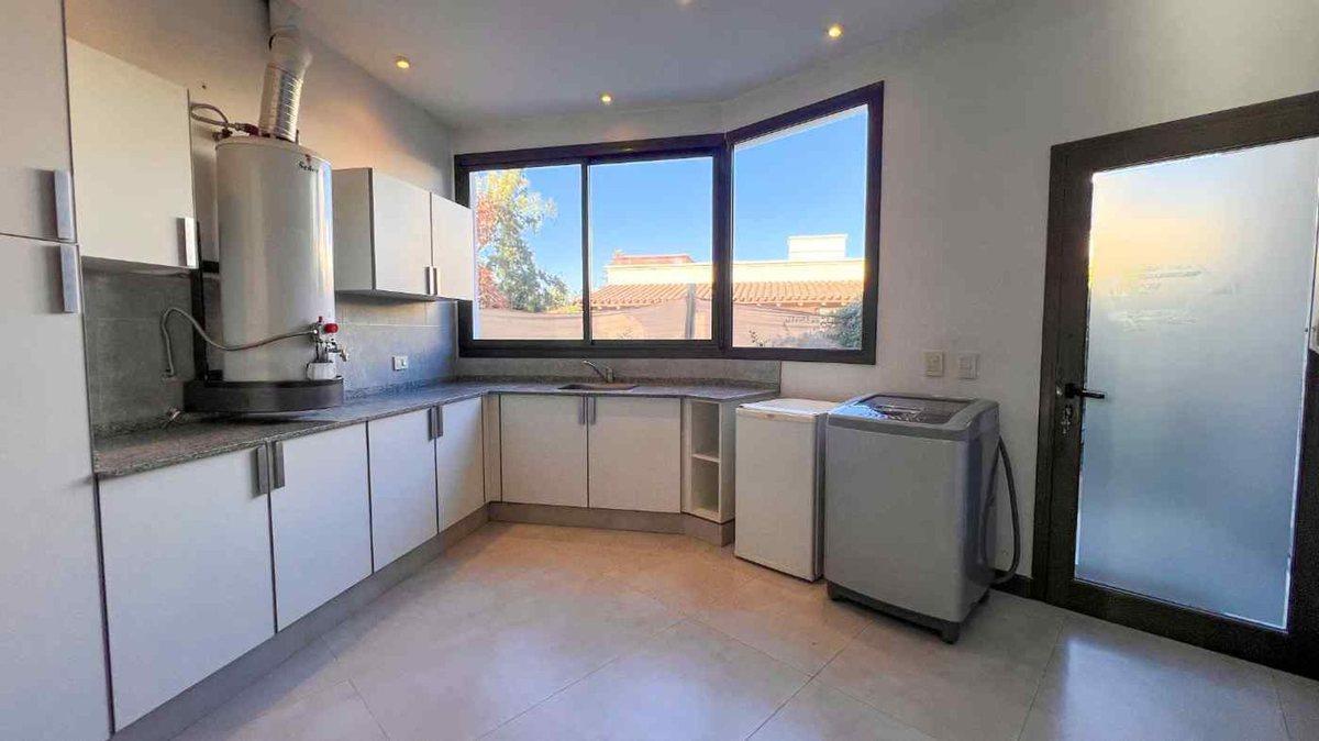 Foto de Casa a la venta Vistalba Country, 4 dormitorios, imagen 4